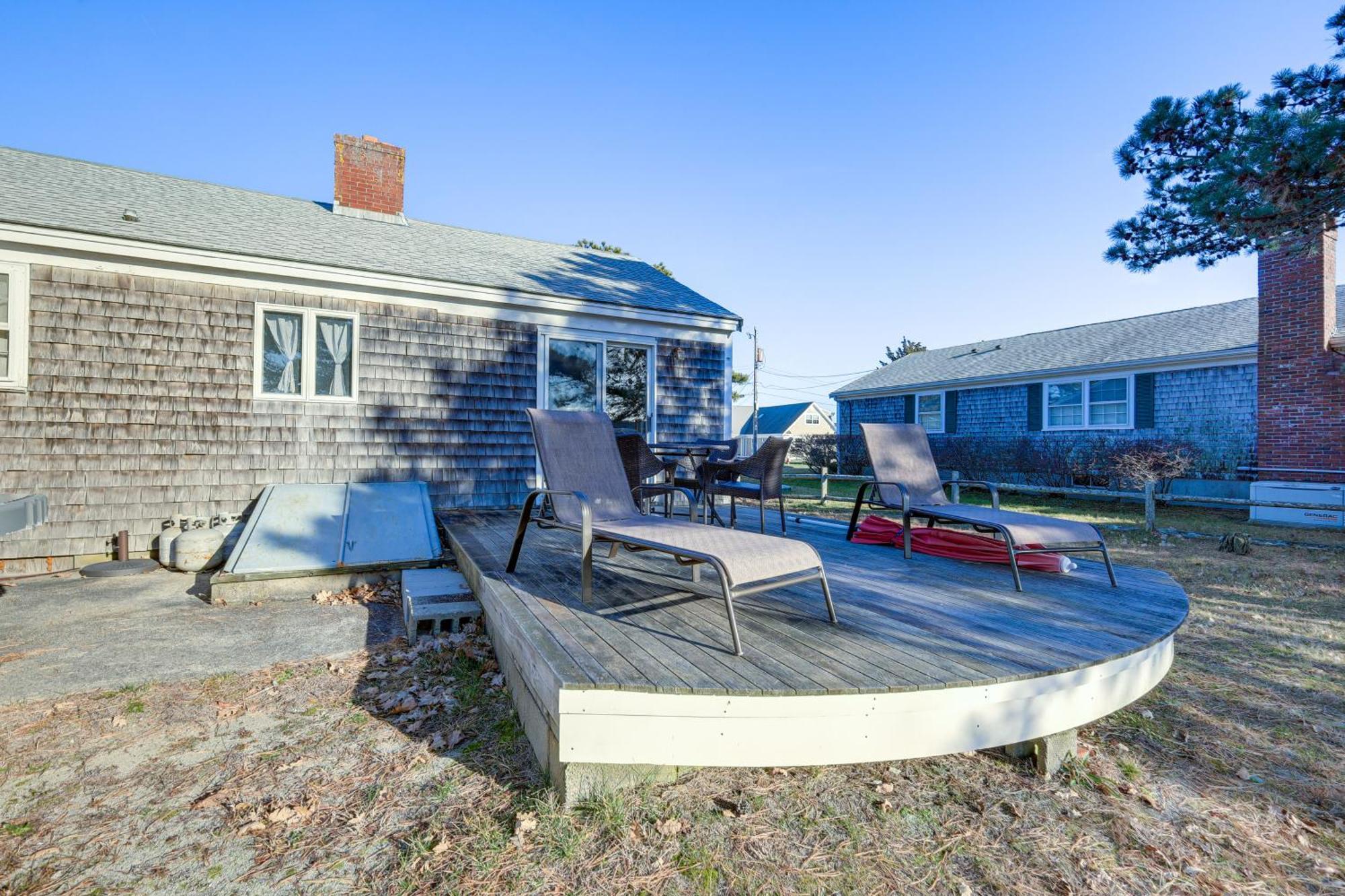 Cape Cod Cottage With Private Dock On Bass River West Dennis Exterior photo